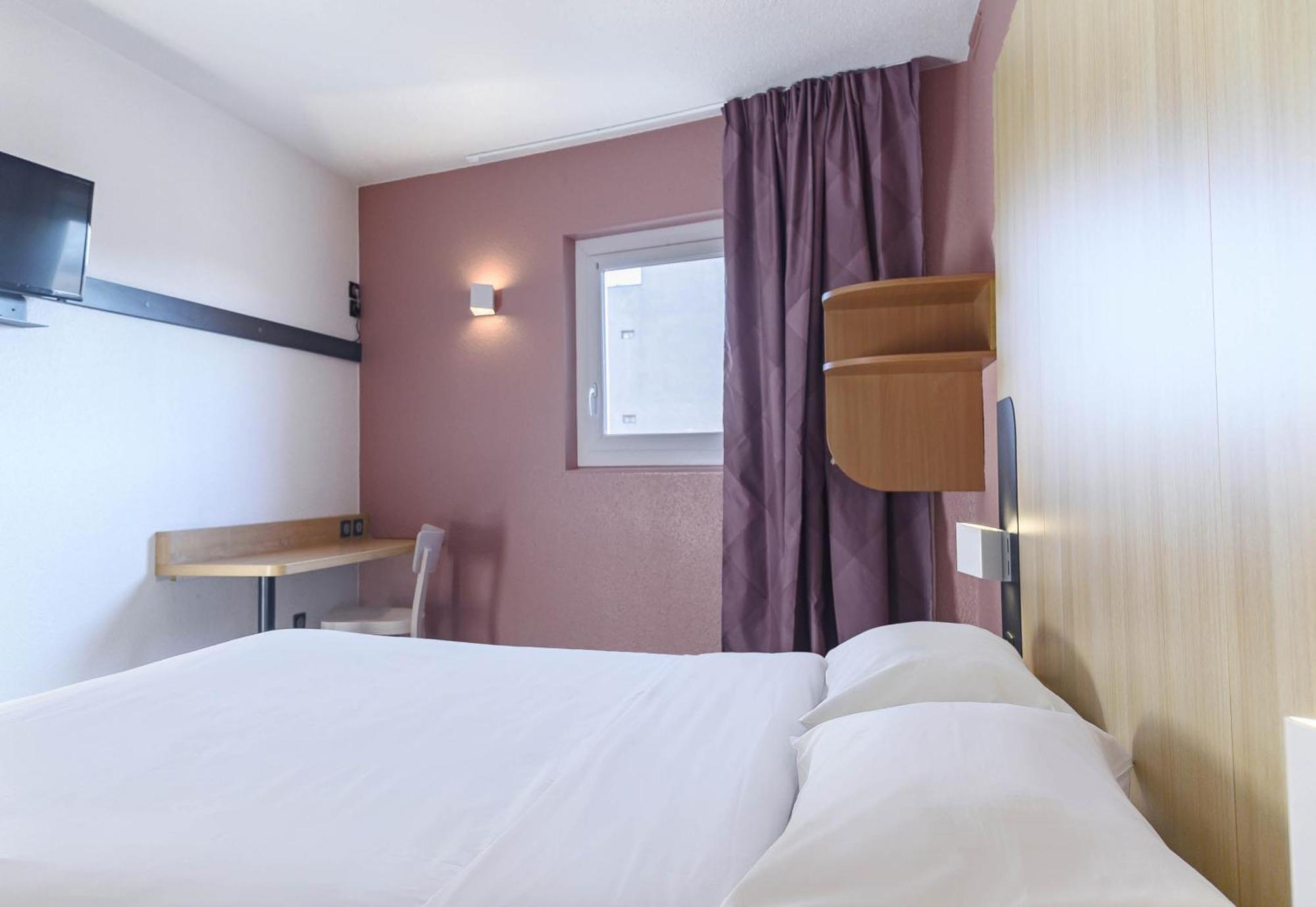 B&B Hotel Nimes Centre Arenes Buitenkant foto