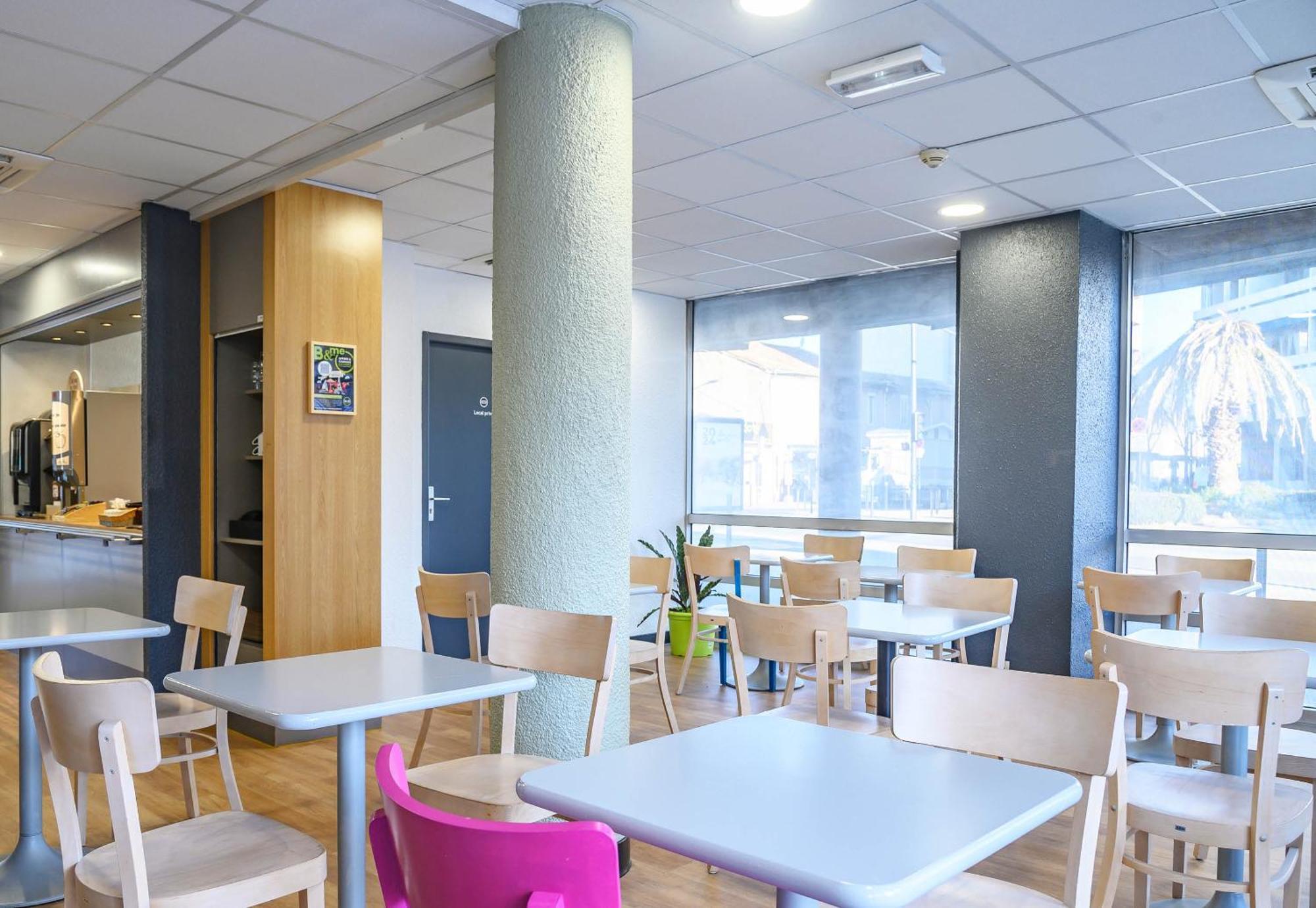 B&B Hotel Nimes Centre Arenes Buitenkant foto