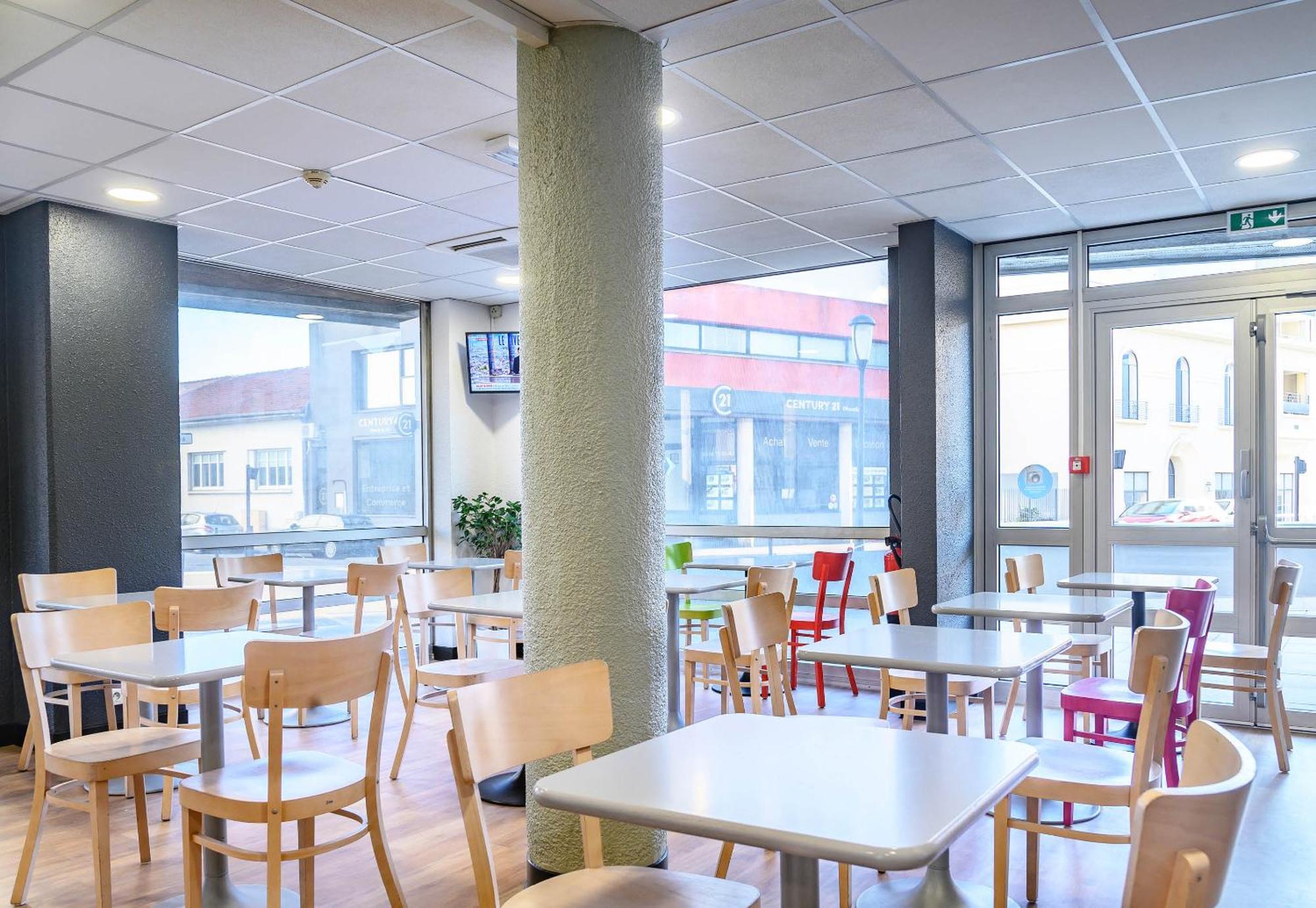 B&B Hotel Nimes Centre Arenes Buitenkant foto